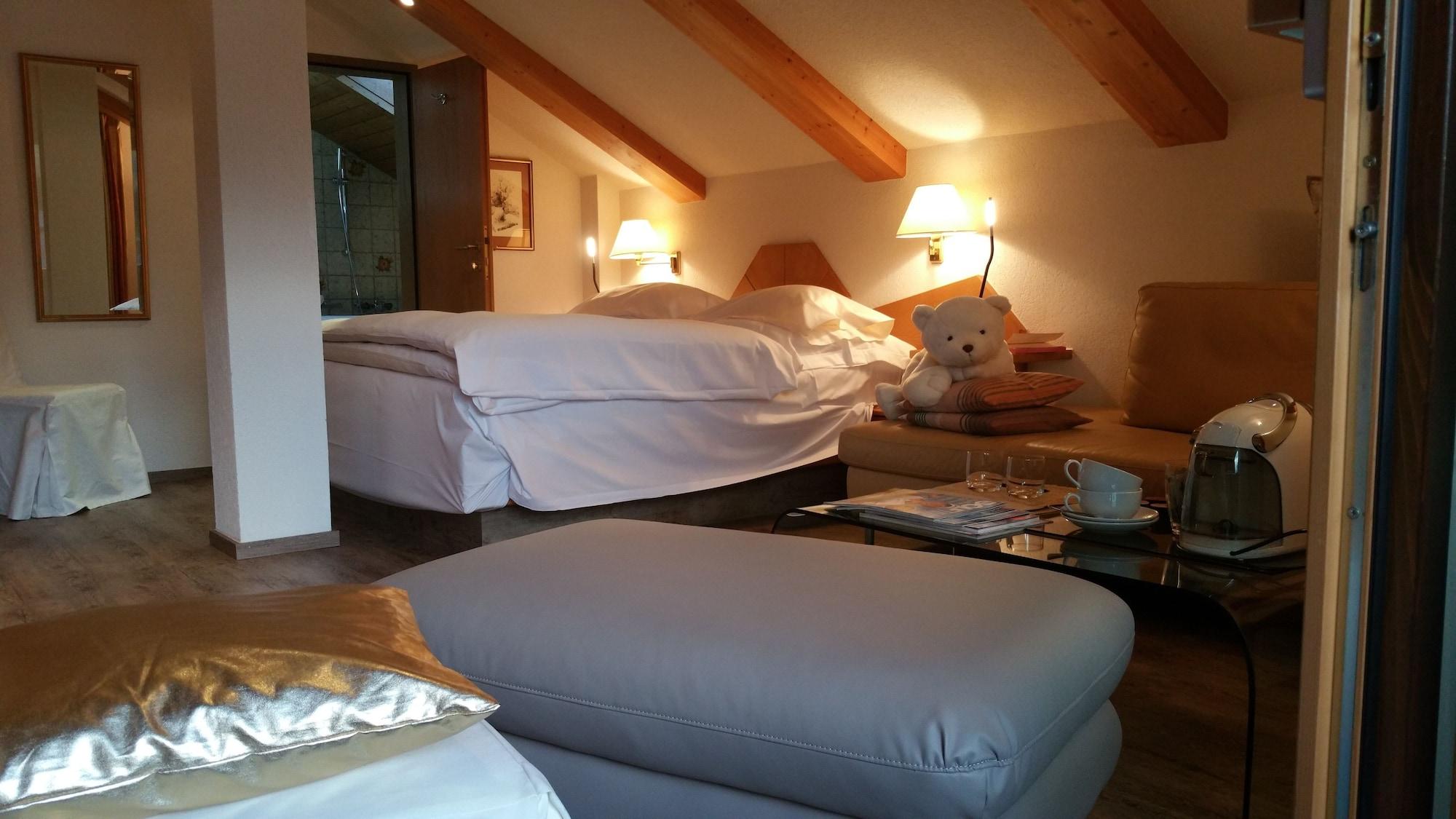 Hotel Vergeiner เซเฟลด์ อิน ทิโรล ภายนอก รูปภาพ