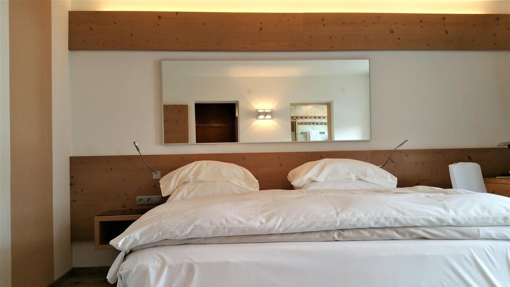 Hotel Vergeiner เซเฟลด์ อิน ทิโรล ห้อง รูปภาพ